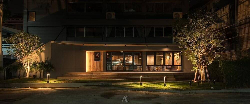 A' Hostel Bangkok Ngoại thất bức ảnh
