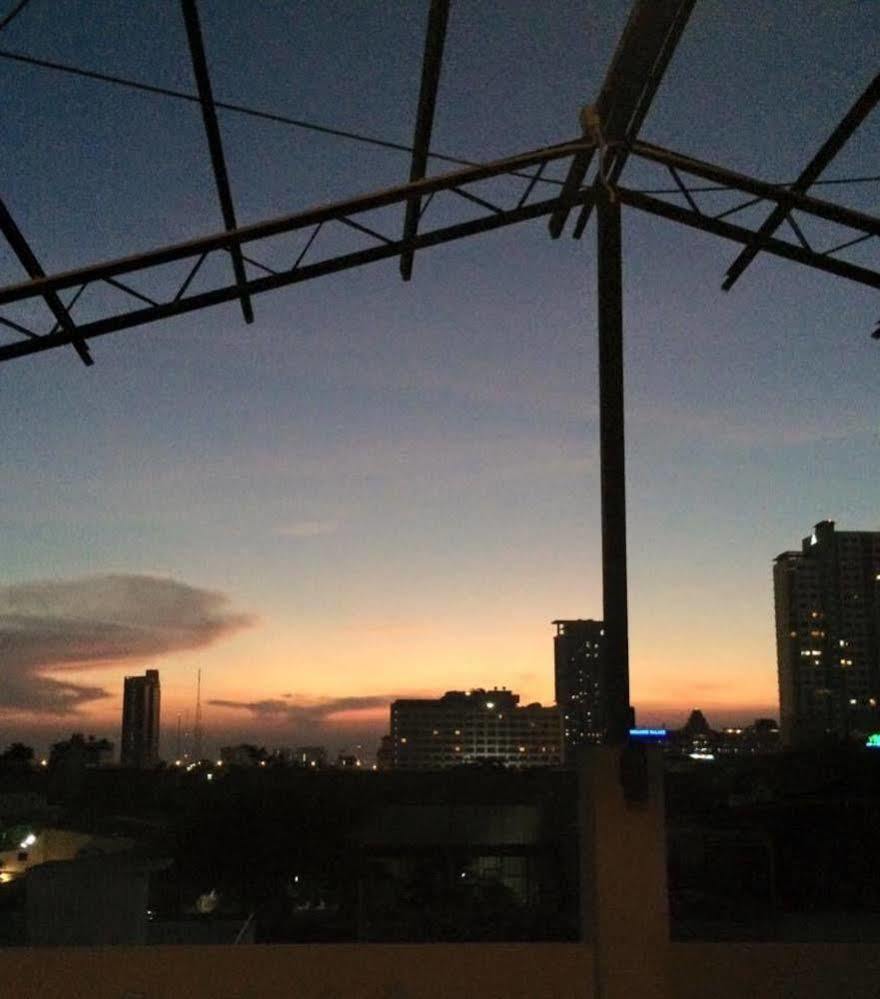 A' Hostel Bangkok Ngoại thất bức ảnh